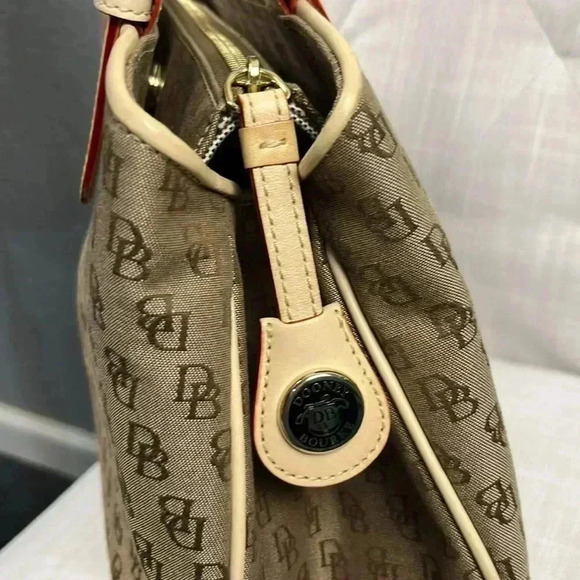 Vintage Dooney & Bourke Buckle Satchel Tote Bag Purse DB Signature Leather Trim - Picture 4 of 16